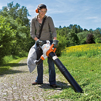 STIHL SHE 81 Электрический всасывающий измельчитель STIHL 48110110839, Воздуходувные устройства электрические Штиль